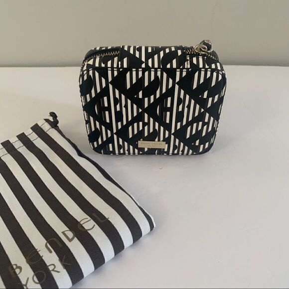 Henri Bendel W 57th Jewelry Case - New - Picture 6 of 13